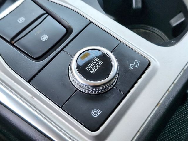 Certified 2022 Ford Explorer XLT w/ Equipment Group 202A image 28