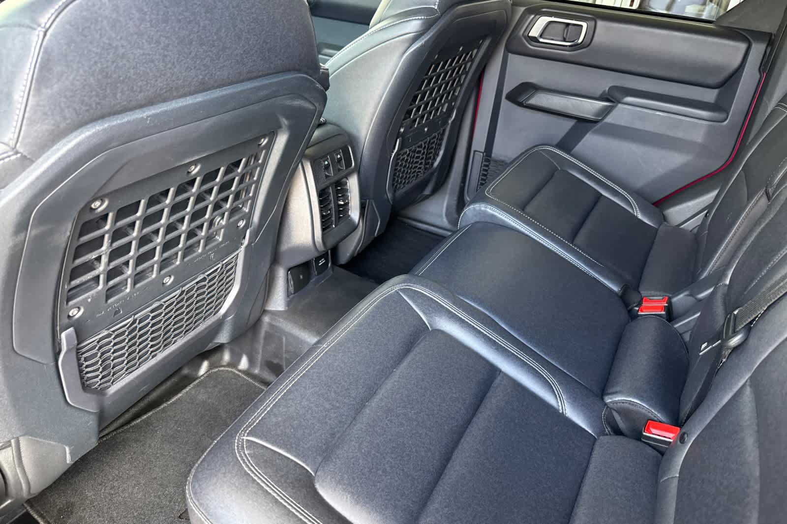Certified 2025 Ford Bronco Badlands AWD/4WD image 13