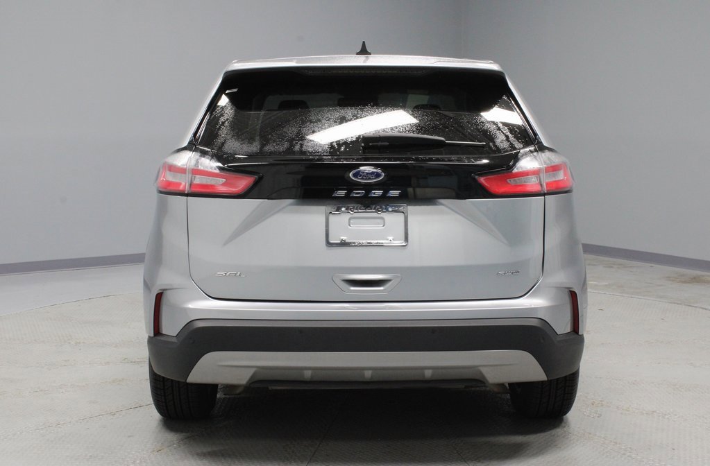 Certified 2024 Ford Edge SEL image 4