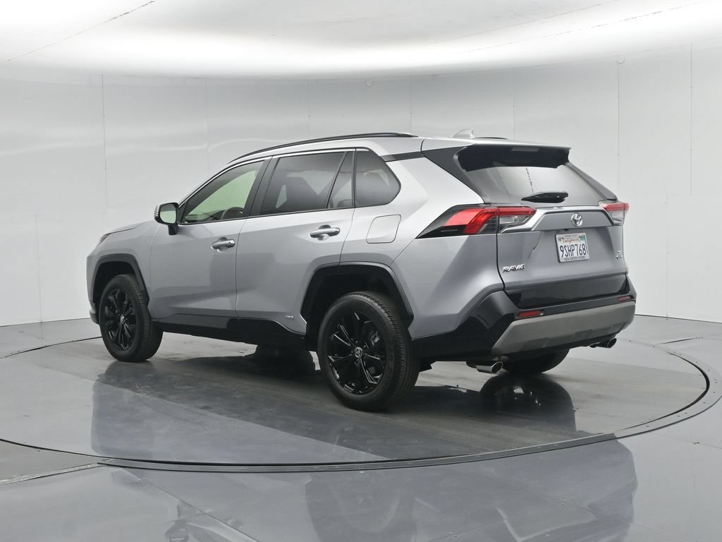 Used 2025 Toyota RAV4 SE AWD/4WD image 7