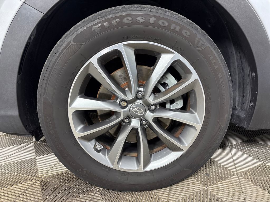 Used 2017 Hyundai Santa Fe SE w/ Cargo Package FWD image 12