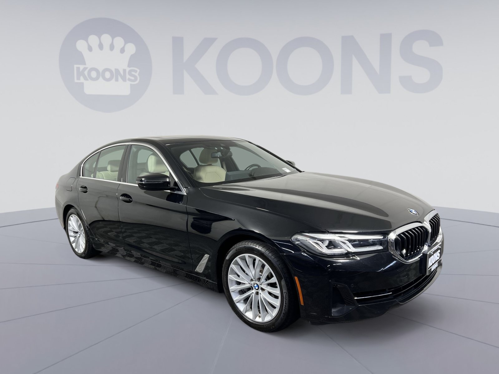 Used 2021 BMW 540i w/ Premium Package RWD image 2