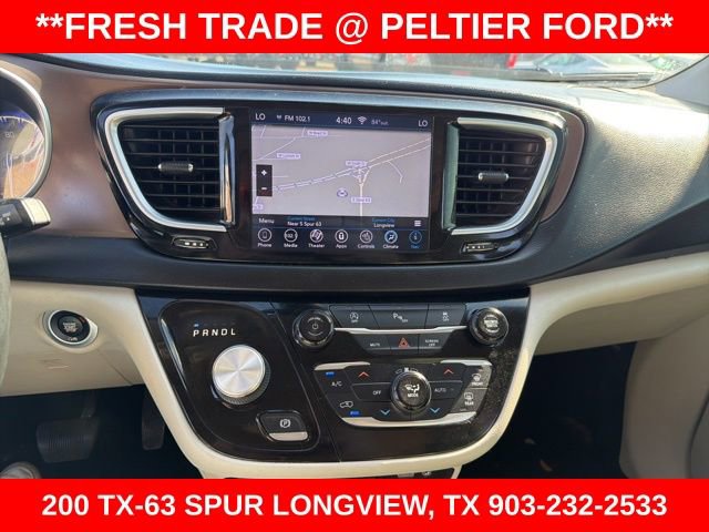 Used 2019 Chrysler Pacifica Touring-L Plus w/ Tire & Wheel Group image 24