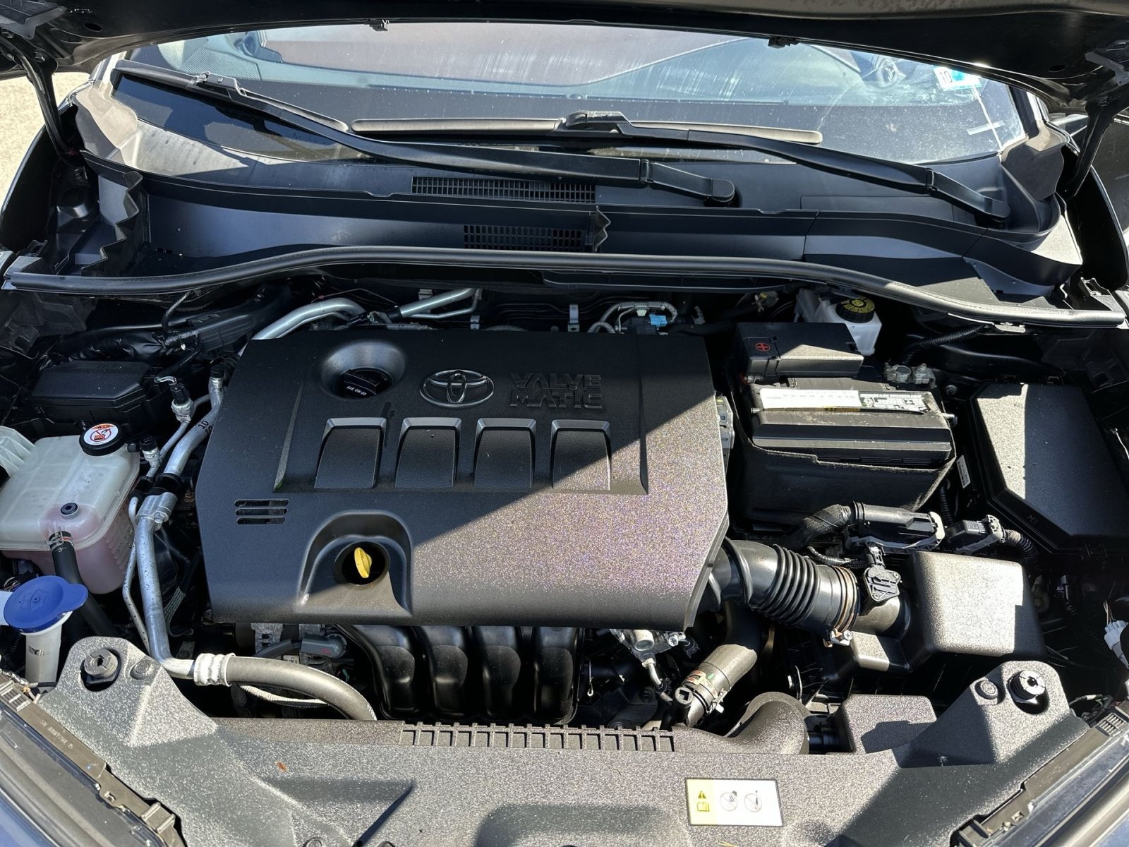 Used 2019 Toyota C-HR Limited FWD image 28