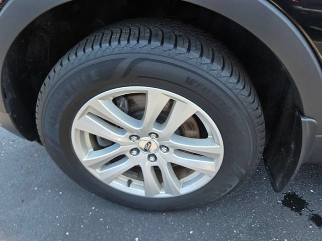 Certified 2018 Ford Explorer XLT w/ Equipment Group 202A AWD/4WD image 45
