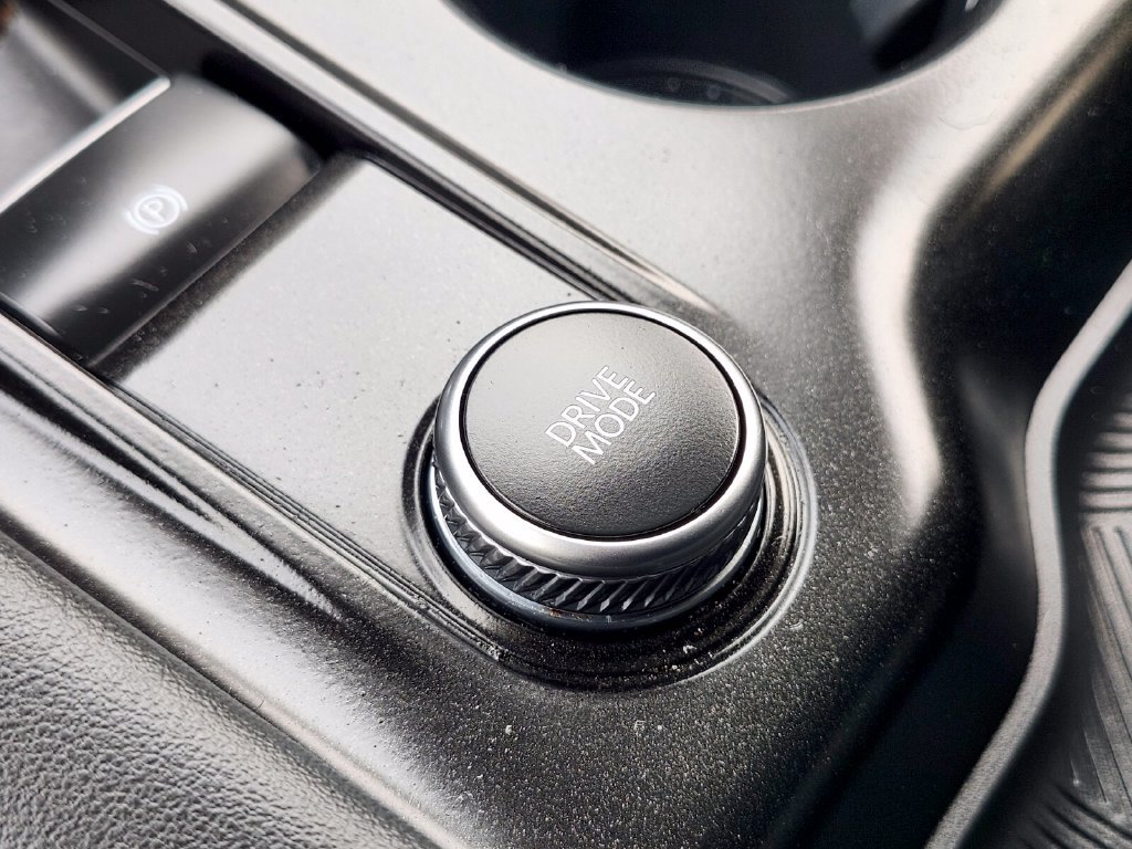 Certified 2025 Ford Explorer Active AWD/4WD image 27