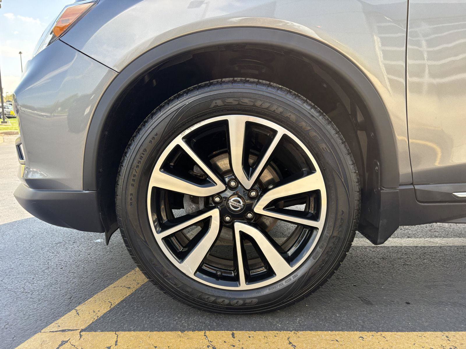 Used 2020 Nissan Rogue SL w/ Premium Package AWD/4WD image 26