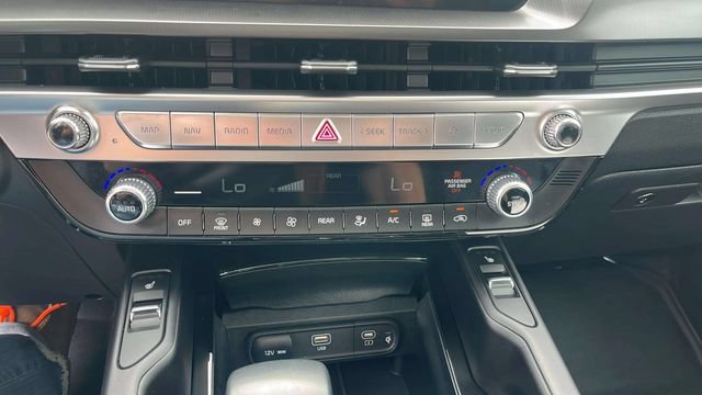 Used 2024 Kia Telluride S w/ S Sunroof Package AWD/4WD image 16