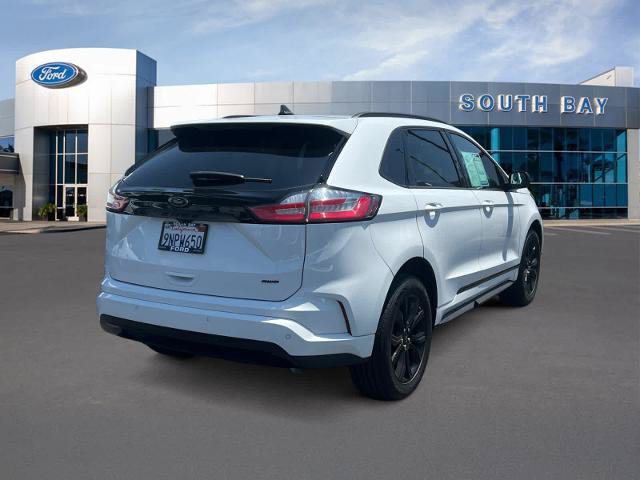 Certified 2024 Ford Edge SE w/ Black Appearance Package AWD/4WD image 5