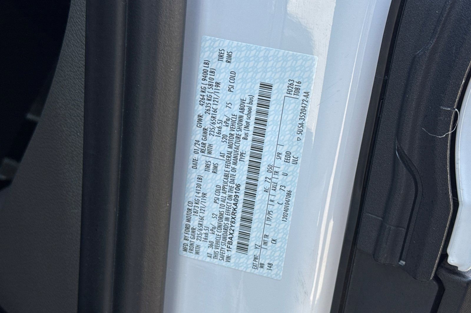 Certified 2024 Ford Transit 350 XLT RWD image 38