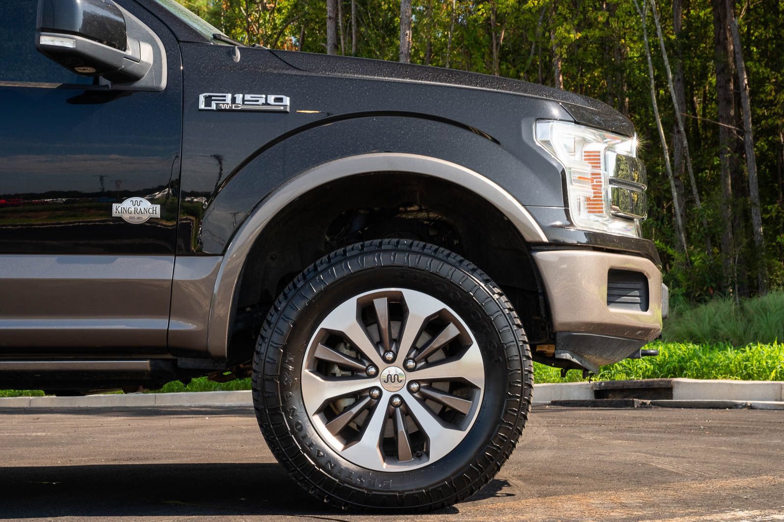 Certified 2019 Ford F150 King Ranch w/ Equipment Group 601A Luxury AWD/4WD image 9