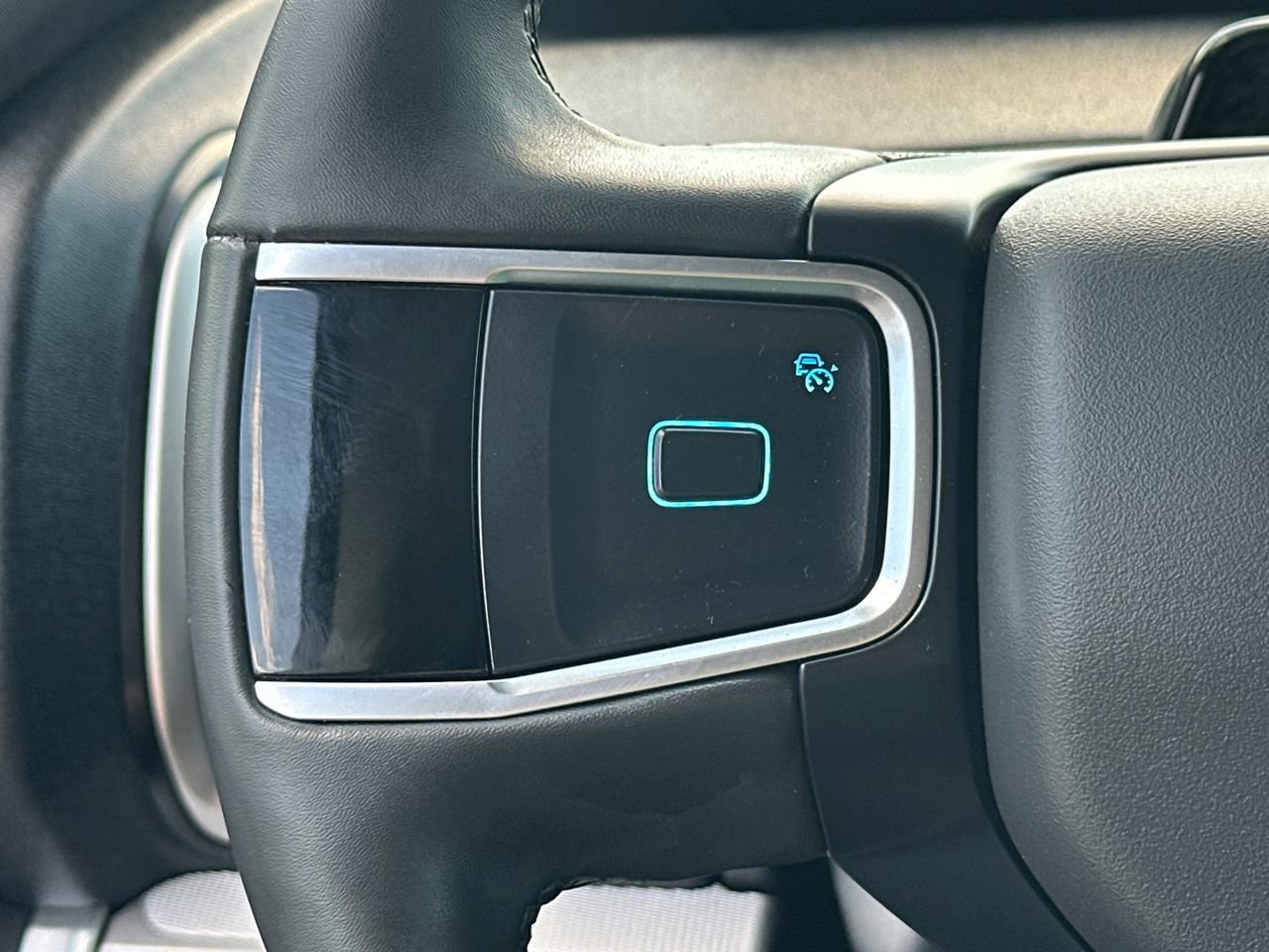 Certified 2025 Ford Expedition Max Active RWD image 25