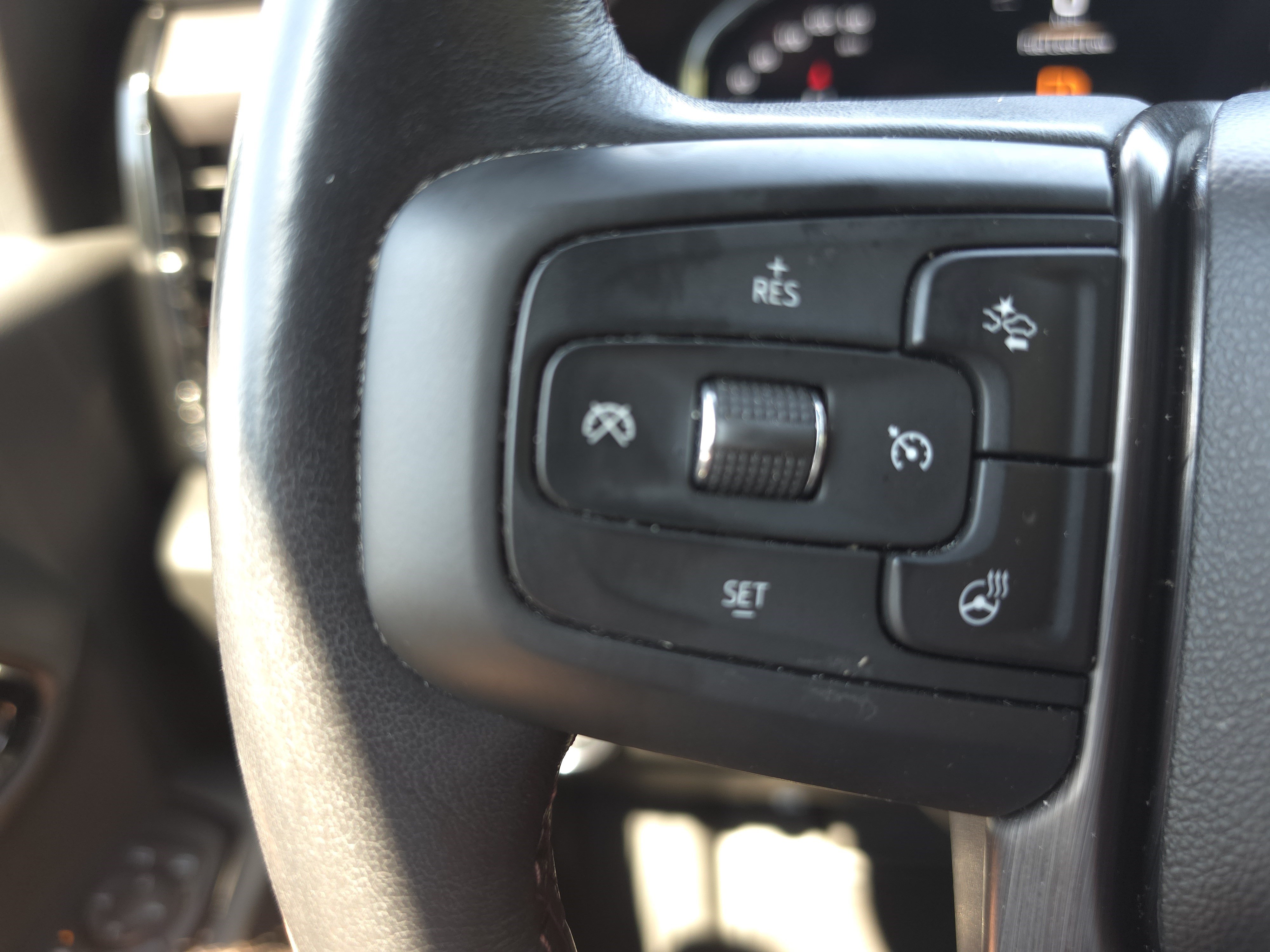 Used 2025 GMC Sierra 2500 AT4X AWD/4WD image 18
