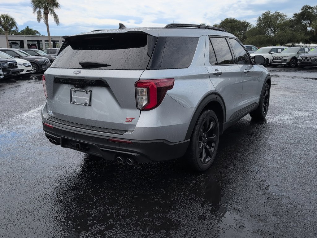 Certified 2022 Ford Explorer ST w/ ST Street Pack RWD image 3