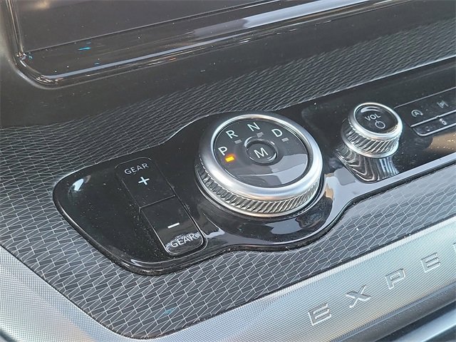 Certified 2025 Ford Expedition Max Platinum w/ Stealth Appearance Package image 19