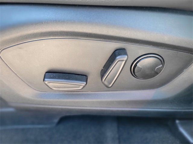 Certified 2023 Ford Explorer ST-Line w/ Class IV Trailer Tow Package image 17