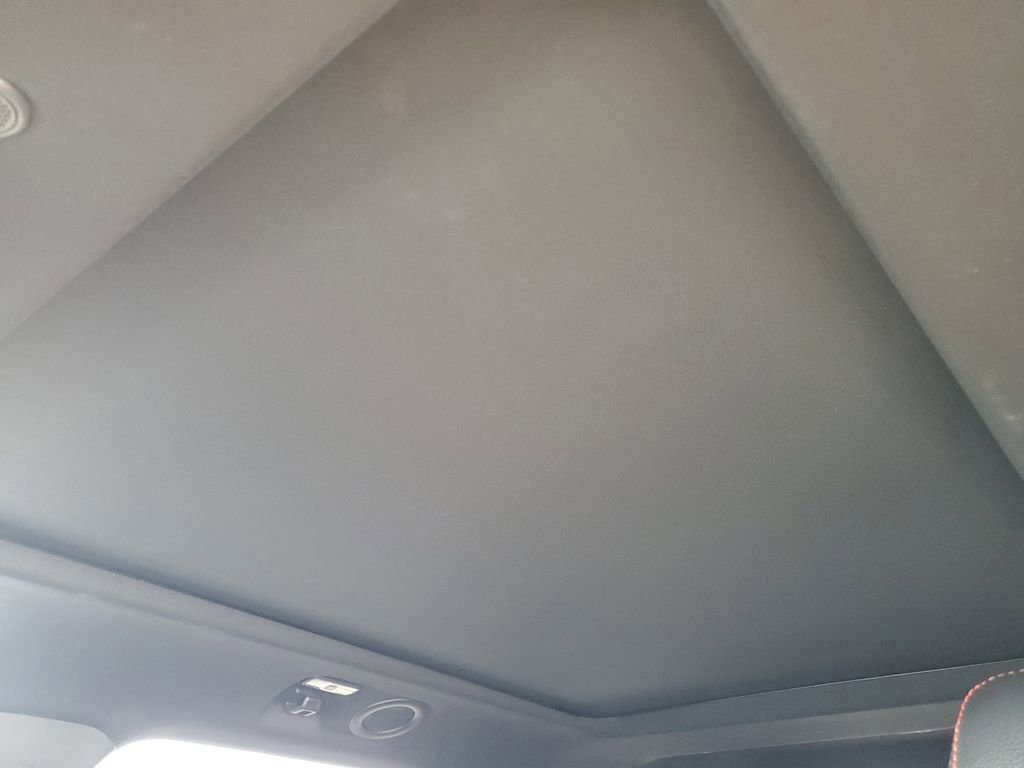 Certified 2023 Ford Explorer ST-Line image 33