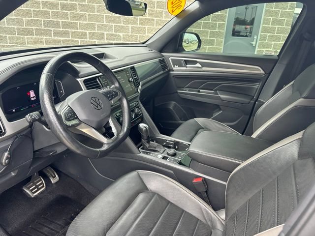 Used 2020 Volkswagen Atlas Cross Sport SEL Premium R-Line AWD/4WD image 18