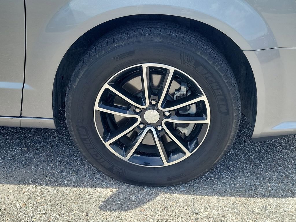 Used 2018 Dodge Grand Caravan GT image 7