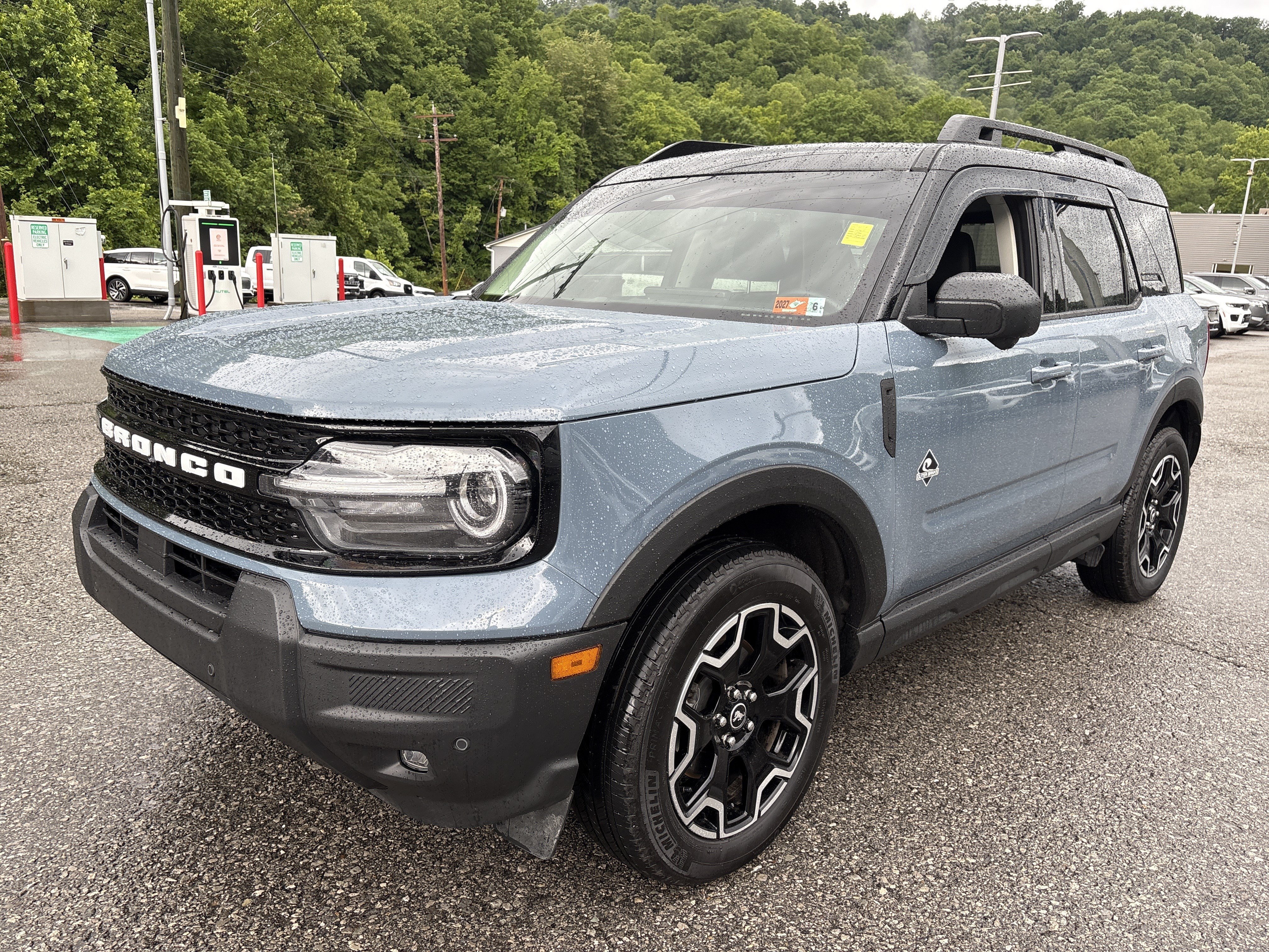Certified 2025 Ford Bronco Sport Outer Banks w/ Outer Banks Tech Package+ AWD/4WD image 8