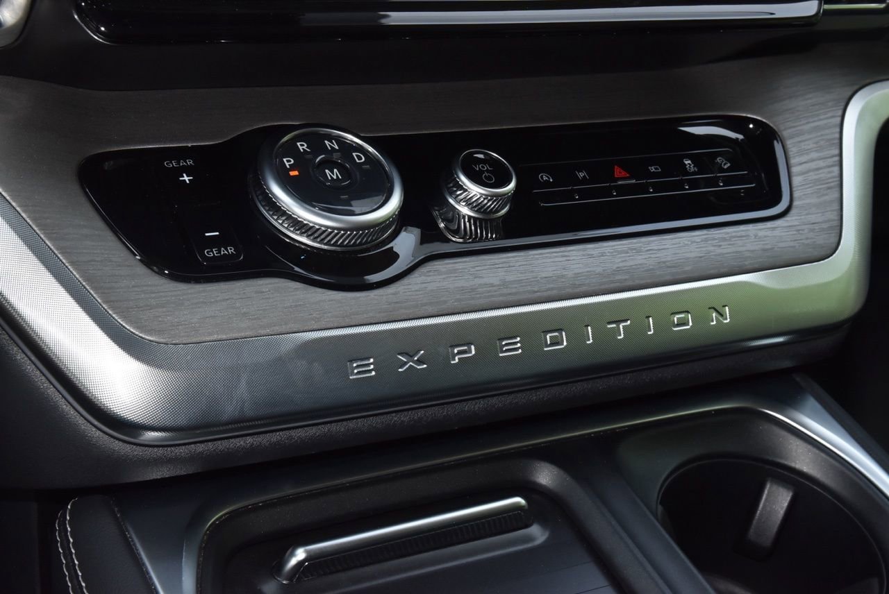 Certified 2025 Ford Expedition Max Platinum AWD/4WD image 31