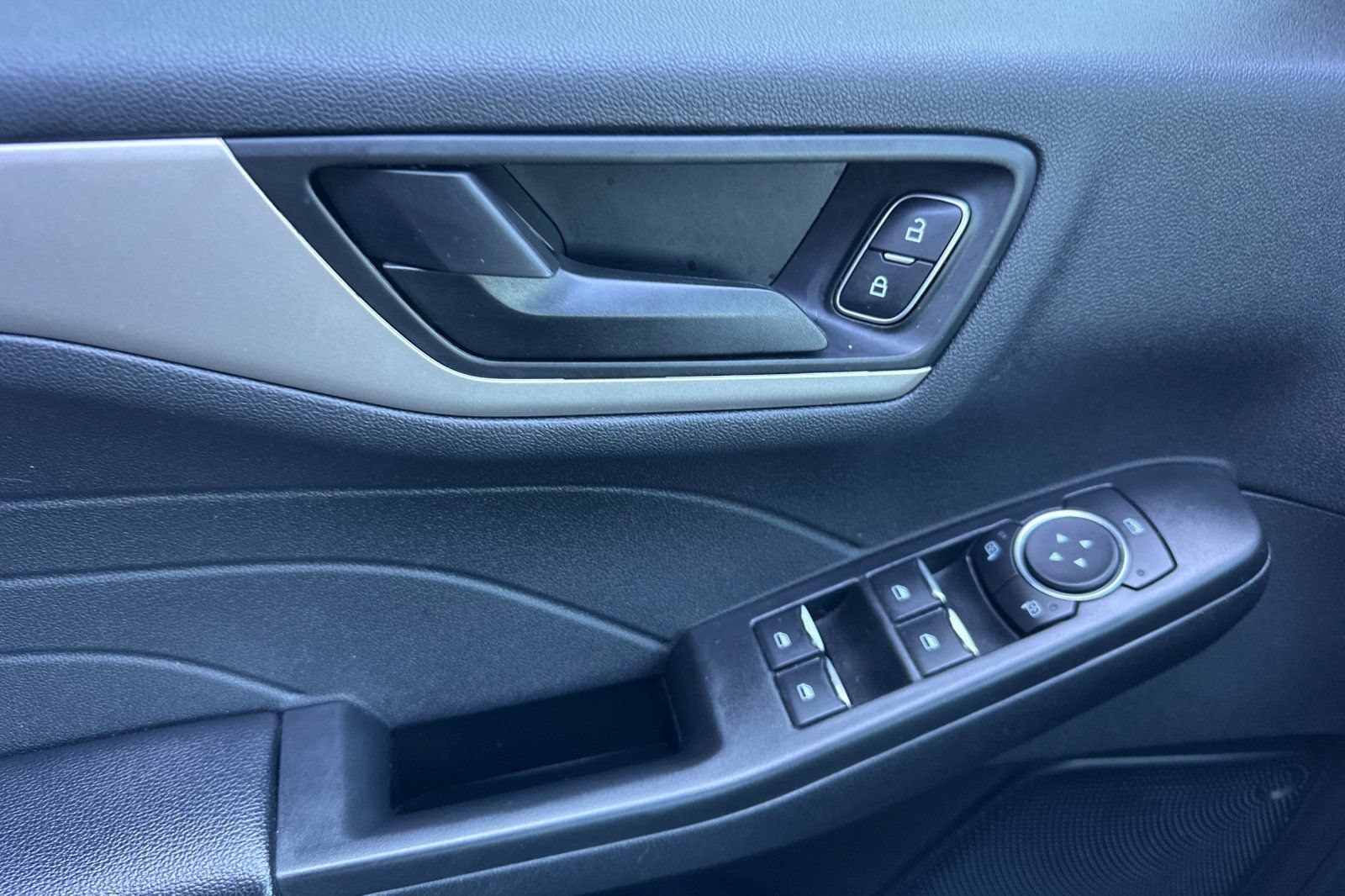 Certified 2022 Ford Escape SE w/ Convenience Package FWD image 14
