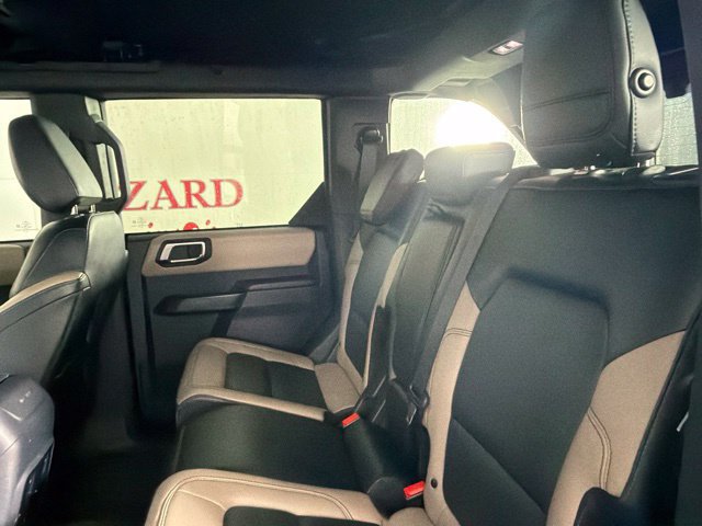 Certified 2024 Ford Bronco Wildtrak AWD/4WD image 27