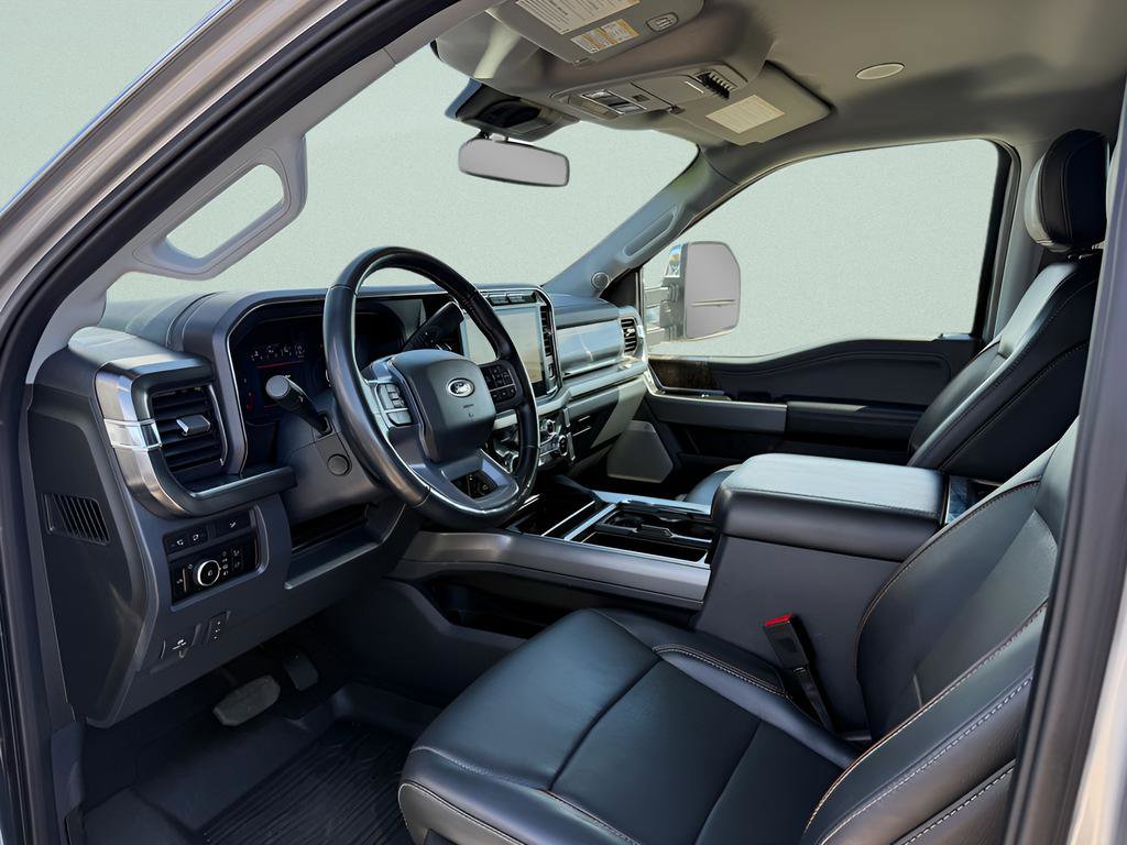 Certified 2023 Ford F250 Lariat w/ Lariat Ultimate Package AWD/4WD image 4