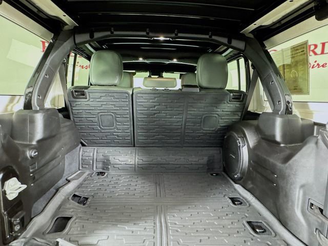 Used 2024 Jeep Wrangler High Altitude image 29