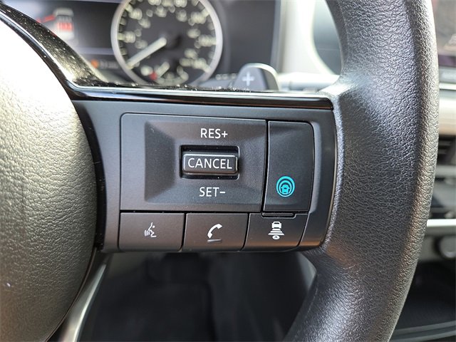 Used 2023 Nissan Rogue SV image 22