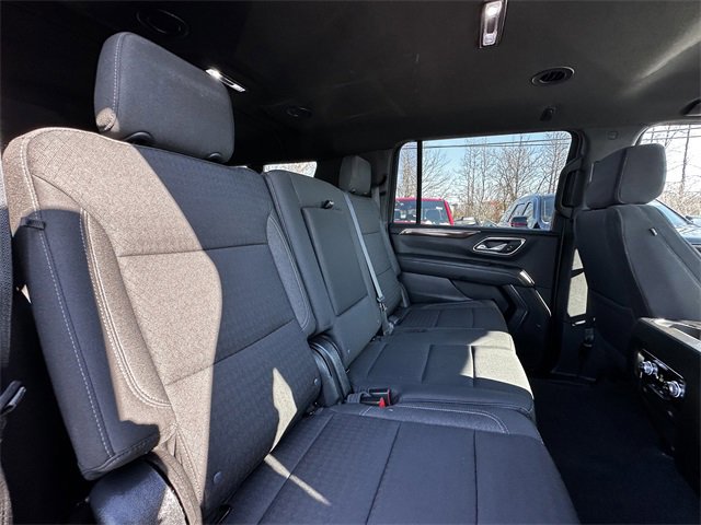 Used 2023 GMC Yukon XL SLE image 36