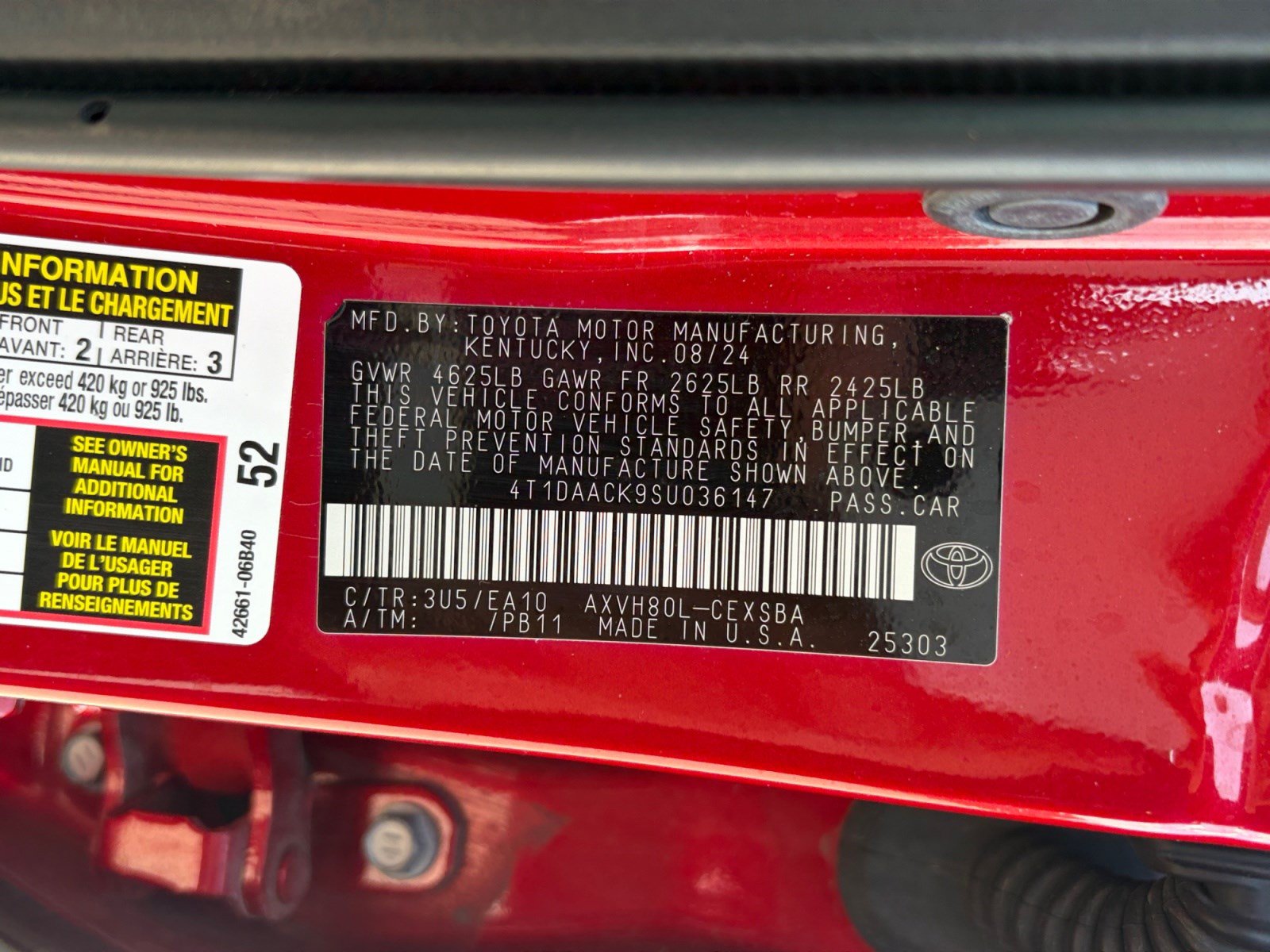 Used 2025 Toyota Camry SE FWD image 25
