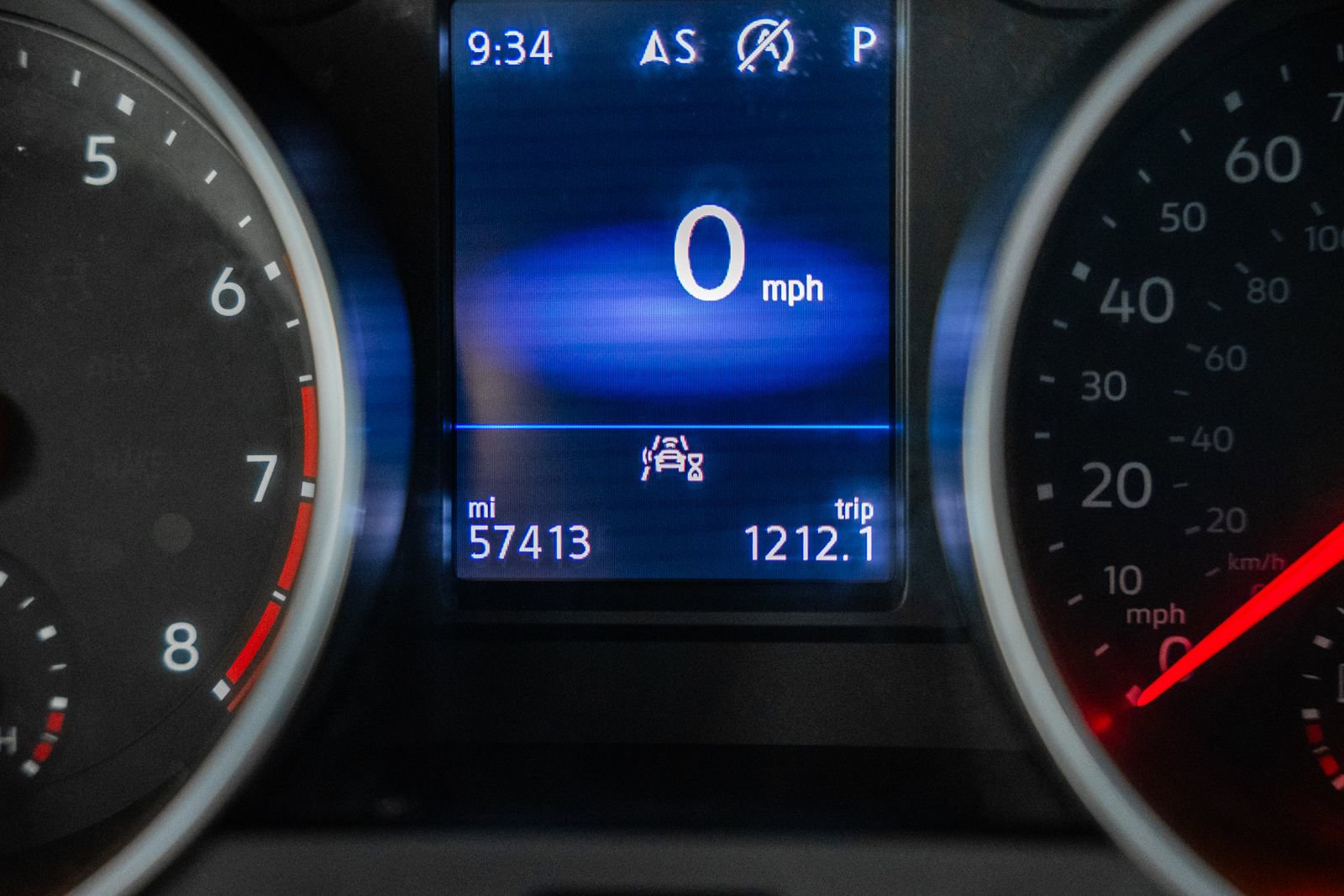 Used 2021 Volkswagen Tiguan SE R-Line image 45