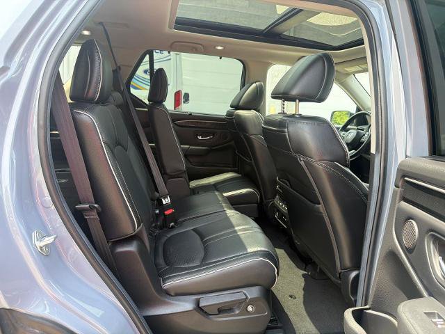 Used 2025 Honda Pilot Elite image 29