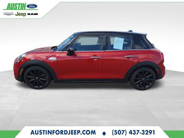 Used 2017 MINI Cooper S image 6