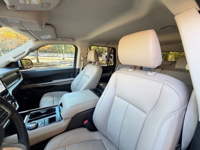 Certified 2023 Ford Expedition XLT image 16