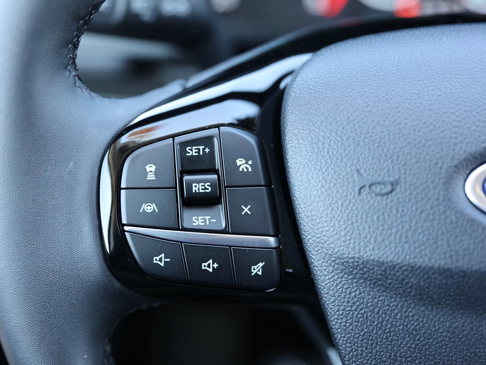 Certified 2022 Ford Escape SE w/ Cold Weather Package image 37