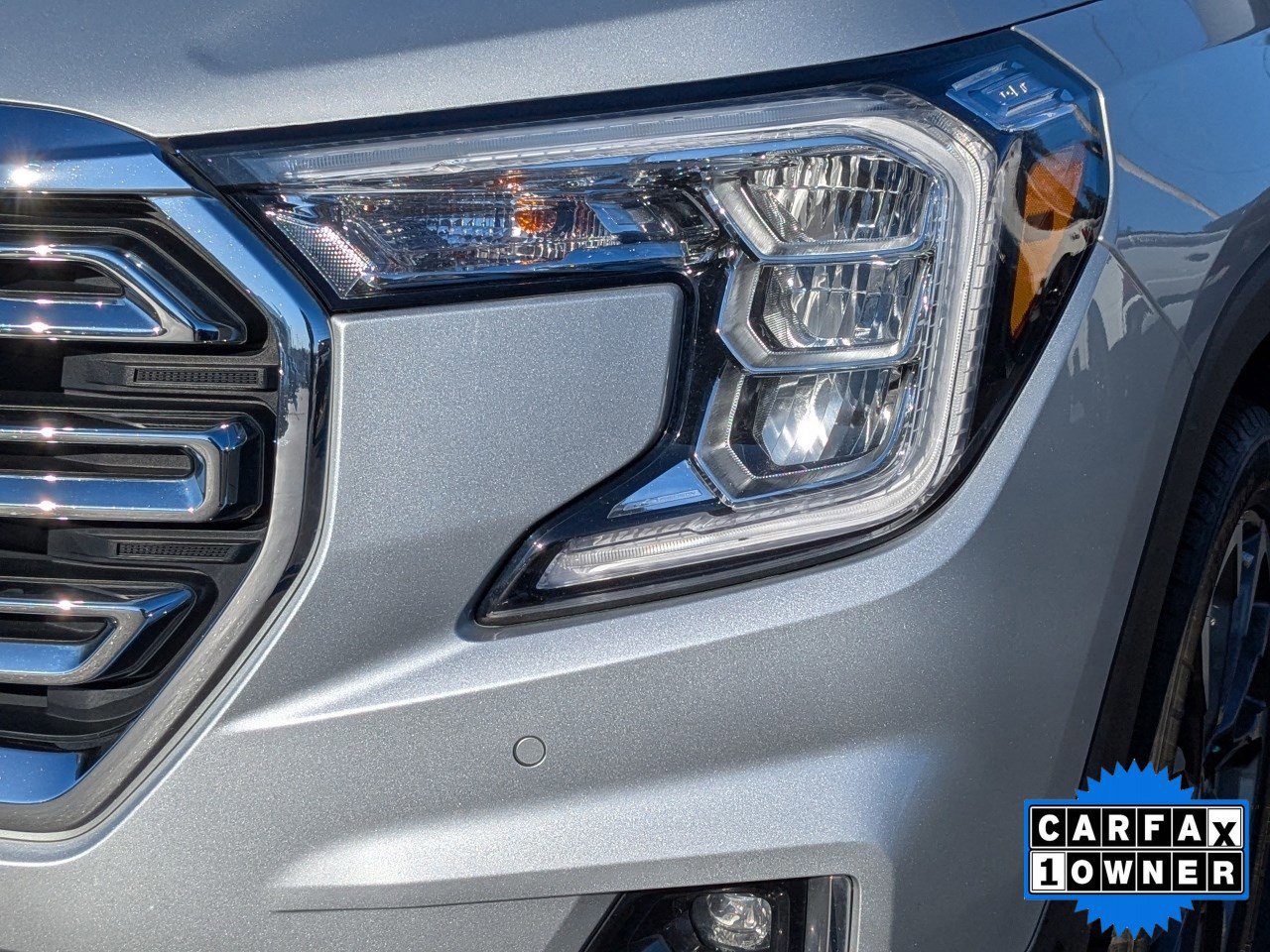 Used 2022 GMC Terrain SLT w/ Infotainment Package II image 10