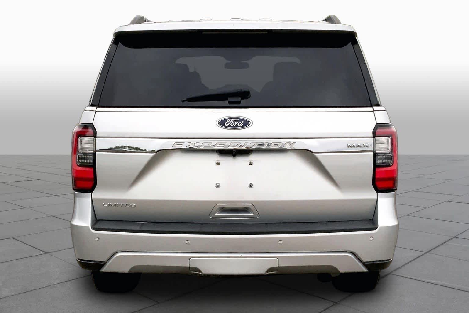 Certified 2019 Ford Expedition Max Limited RWD image 5