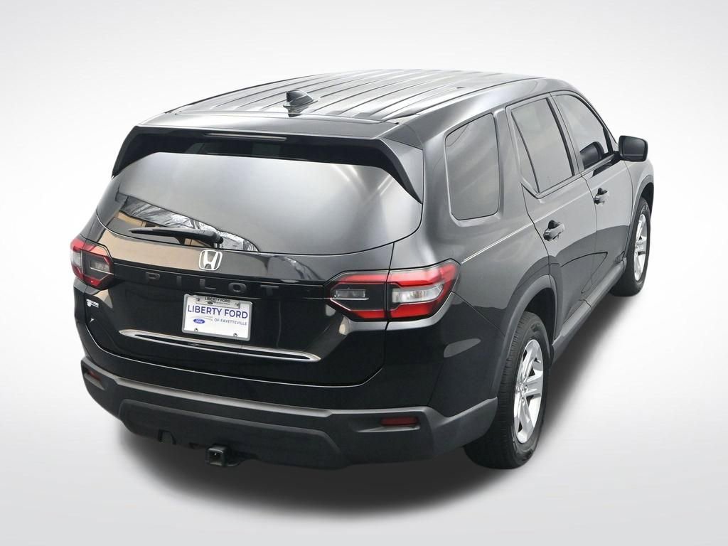 Used 2023 Honda Pilot LX image 27