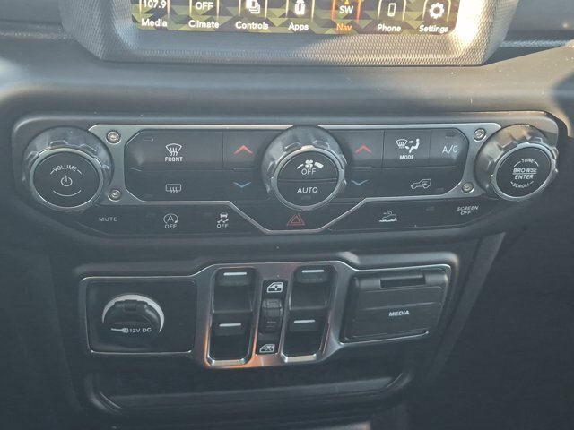 Used 2022 Jeep Gladiator Sport AWD/4WD image 26