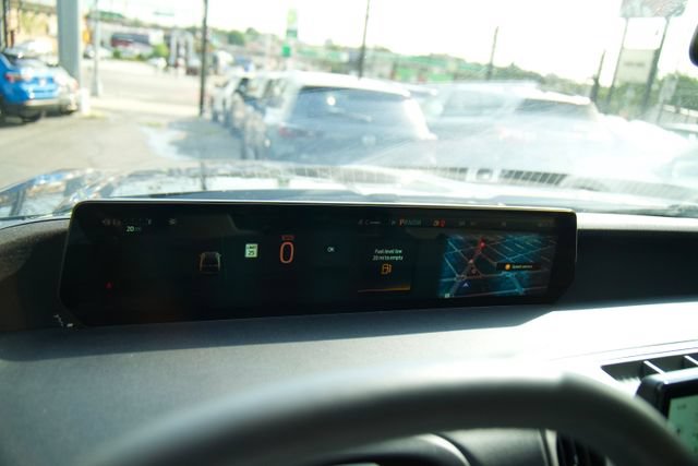 Certified 2025 Ford Expedition Active AWD/4WD image 21
