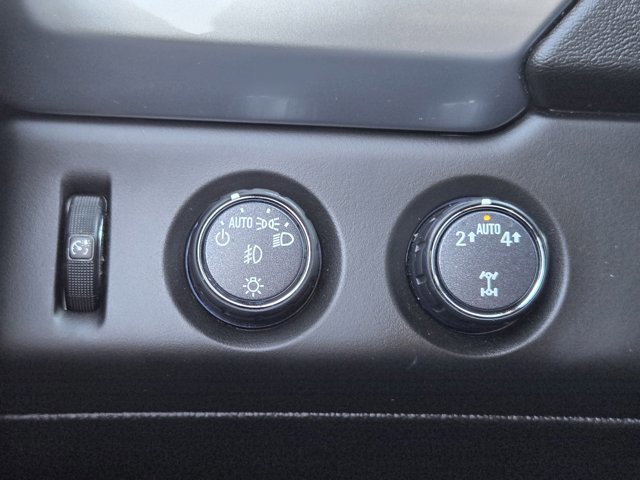 Used 2019 Chevrolet Tahoe LT w/ Luxury Package image 18