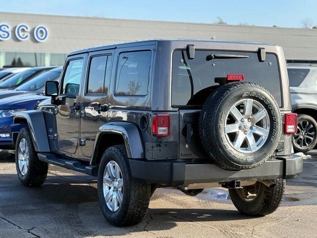 Used 2018 Jeep Wrangler Unlimited Sahara w/ Connectivity Group image 37