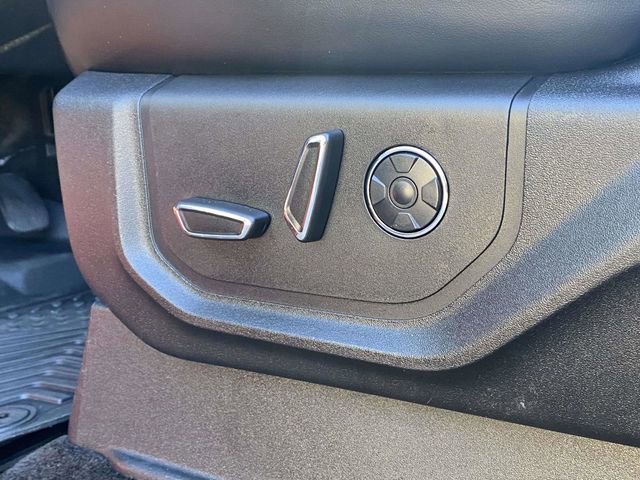 Certified 2018 Ford F150 Platinum w/ Equipment Group 701A Luxury image 17