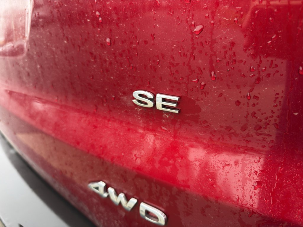 Certified 2018 Ford EcoSport SE w/ SE Convenience Package image 8