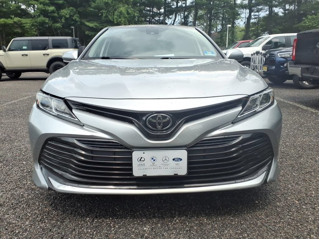 Used 2019 Toyota Camry LE w/ Convenience Package FWD image 6