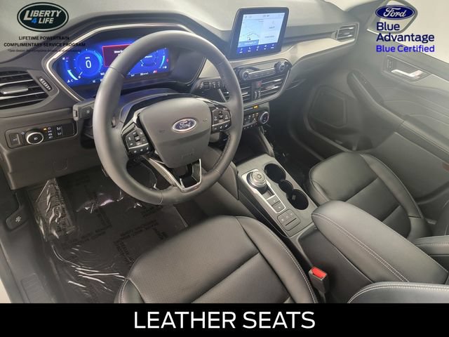 Certified 2022 Ford Escape Titanium w/ Class II Trailer Tow Package AWD/4WD image 12