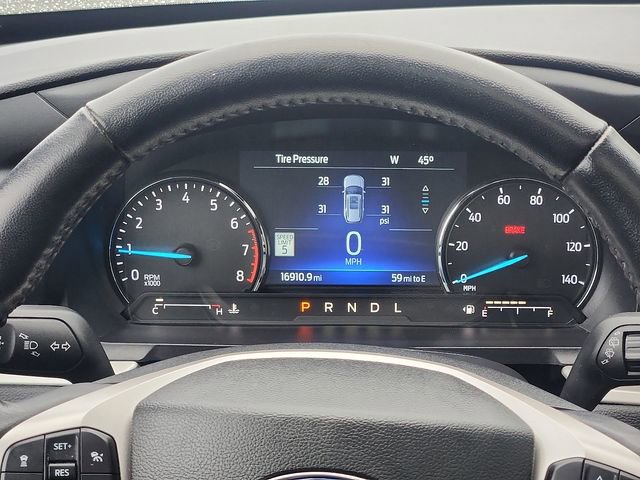 Certified 2022 Ford Explorer XLT w/ Equipment Group 202A AWD/4WD image 13