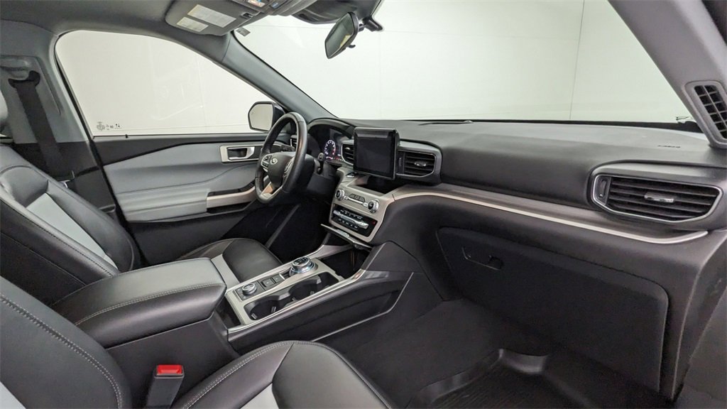 Certified 2023 Ford Explorer XLT w/ Equipment Group 202A image 44